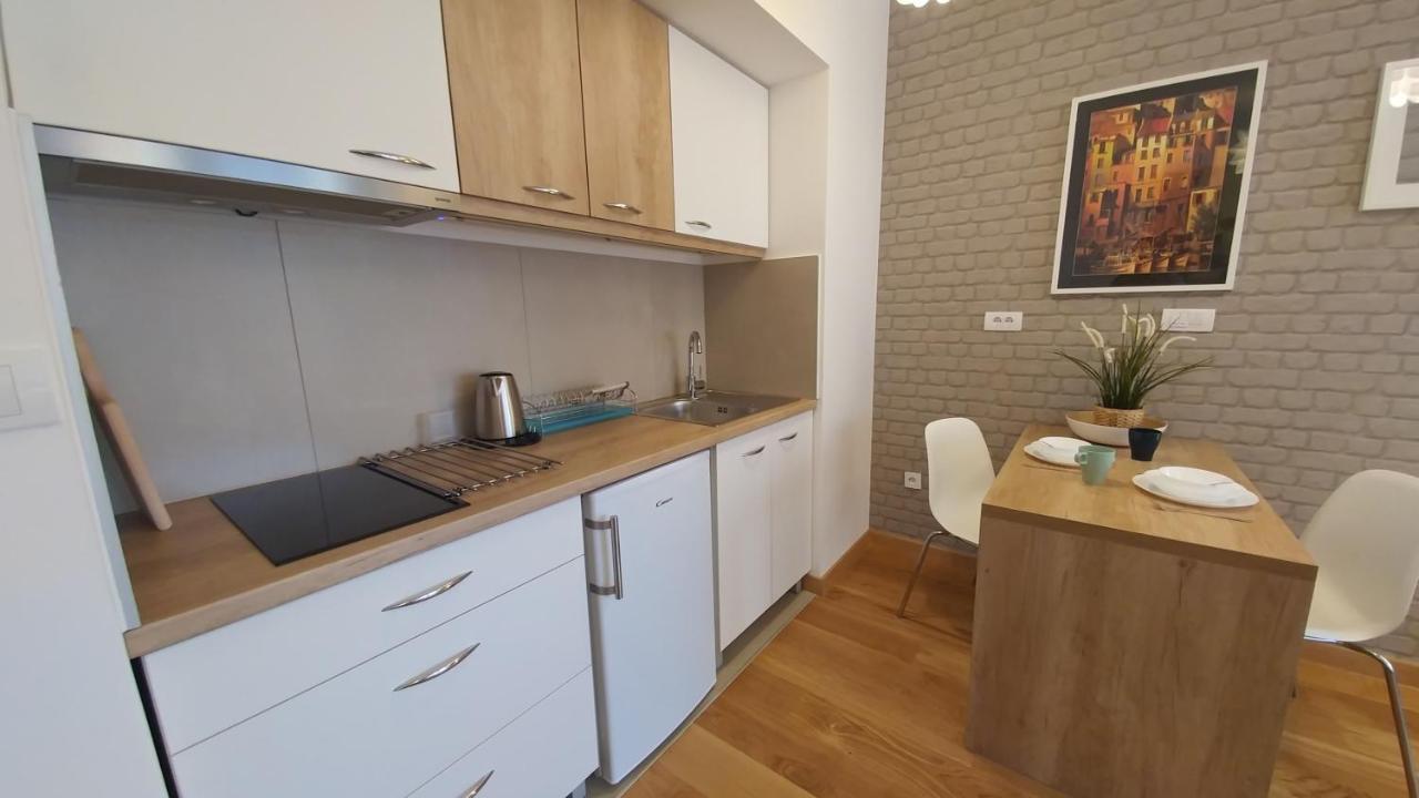 Apartments Delta A Blok - Savada Belgrade Exterior photo